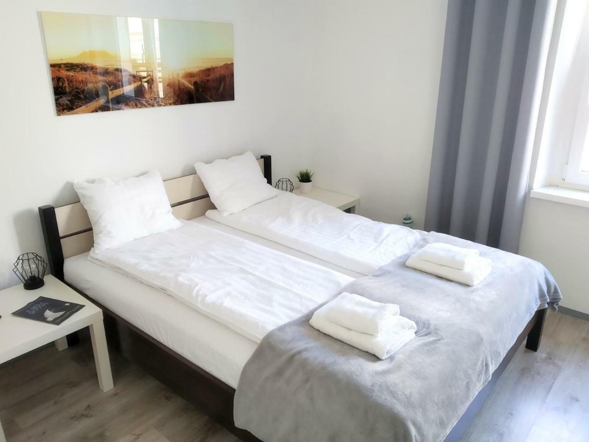 Zacisze Starowki Apartment Torun Bagian luar foto